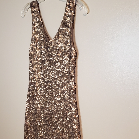 Amber Blue Gold Sequin Cocktail Dress (Size: Large) - Picture 2 of 10